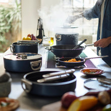 Load image into Gallery viewer, Space 20cm/8&#39;&#39; Non-Stick Frying Pan
